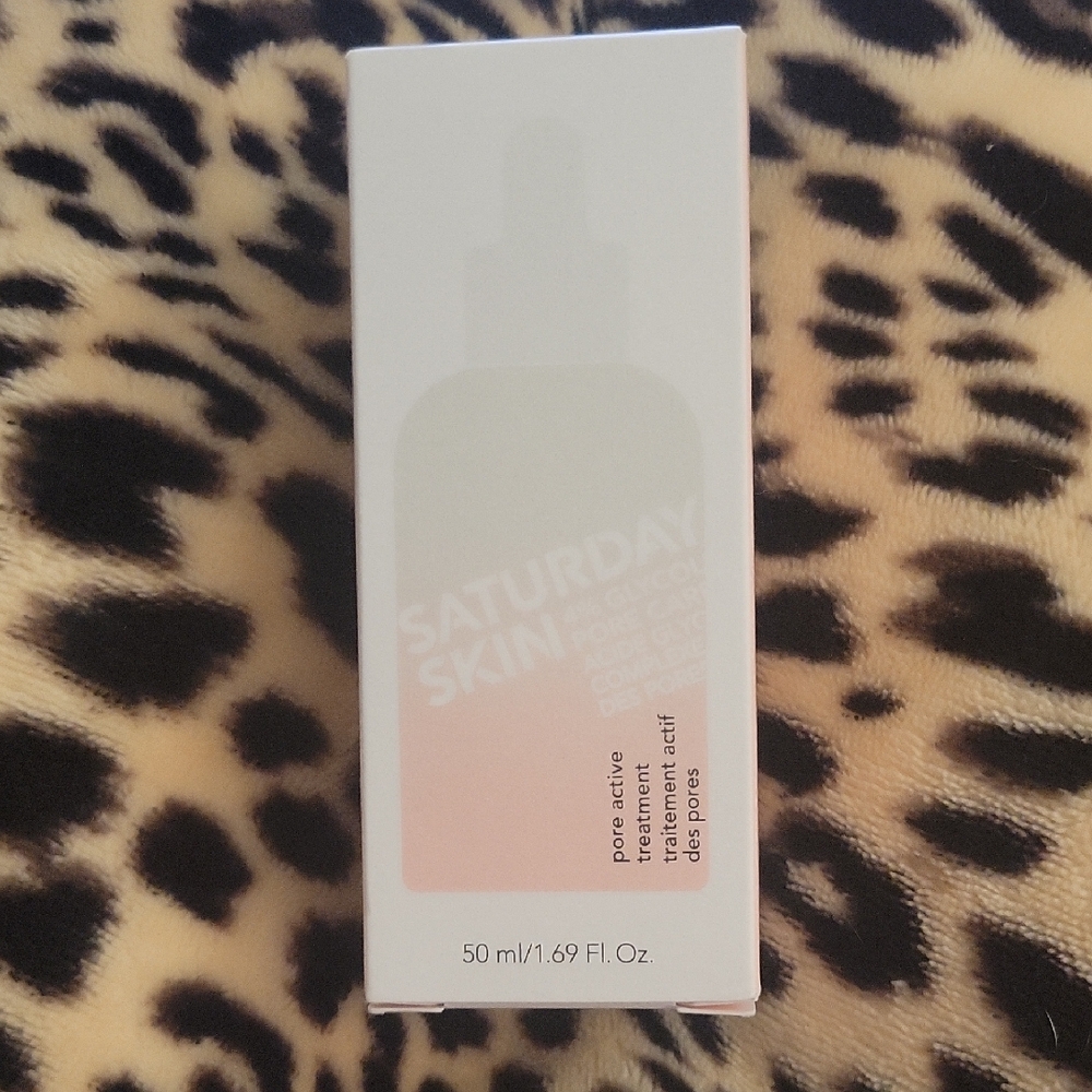 NIB Saturday Skin Serum